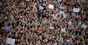 Candidaturas de Unidad Popular a Debate