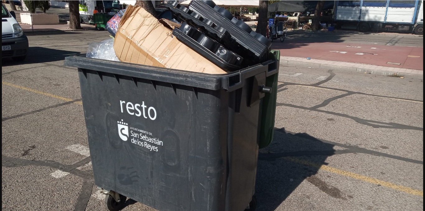 ¿Sabes qué empresa echa toda la basura al mismo cubo?