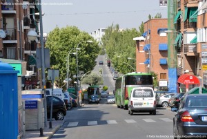 Izquierda Independiente reclama que los autobuses vuelvan a parar en la Calle Real de Sanse.