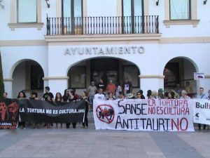 Esta tarde 11ª manifestación de Sanse Antitaurino contra el maltrato animal