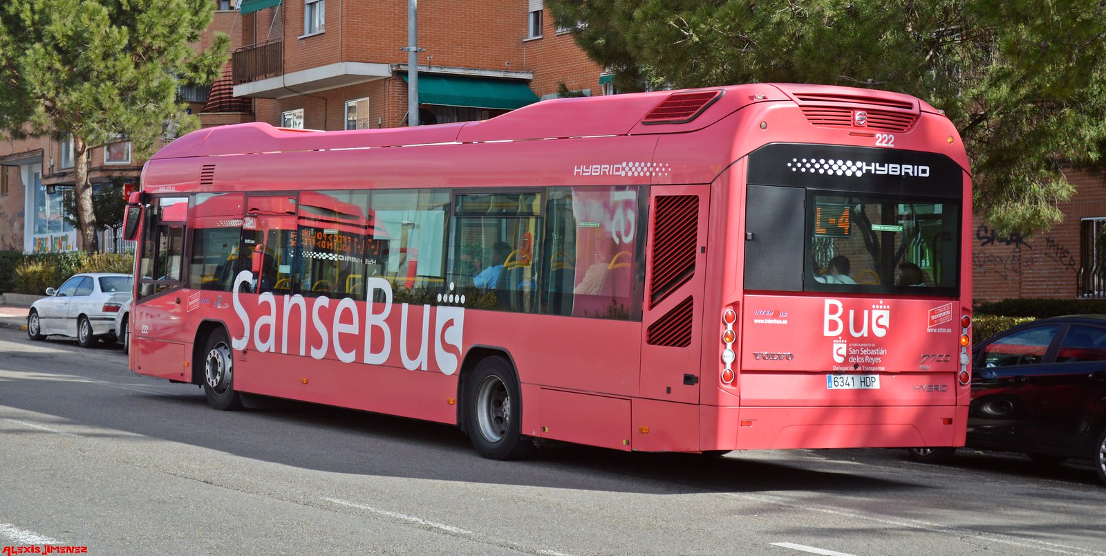 Podemos Sanse presenta un informe para mejorar el transporte público municipal