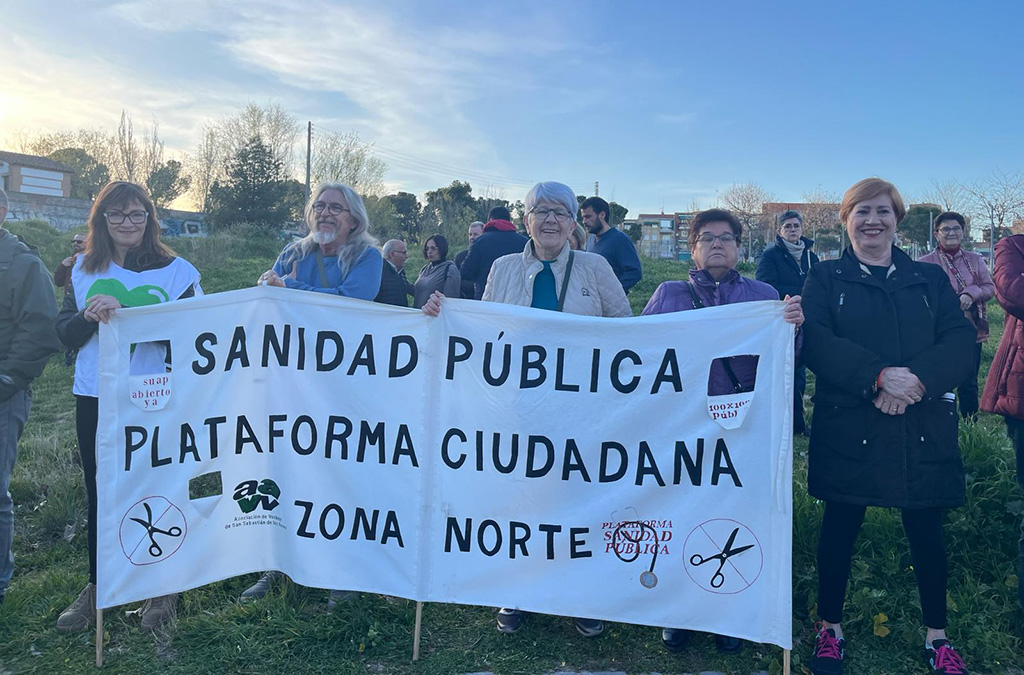22 de abril nueva concentración frente a las urgencias de la Avenida de España