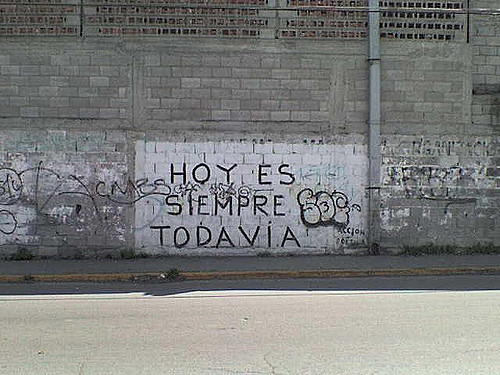 hoy es siempre todavia