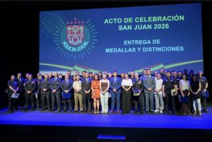 Ultimas Noticias El Gobierno y la Policía Local de Sanse reconocen a la ex diputada de VOX Macarena Olona